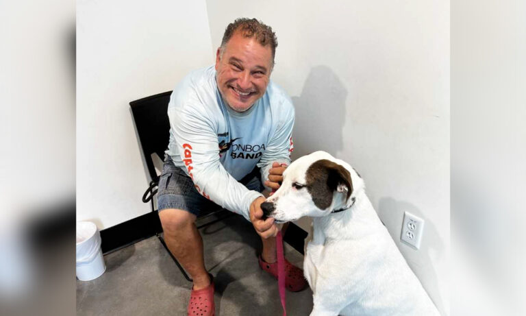 Dog Gives Up Because He Was Deaf, Finds Forever Home With Deaf Man 